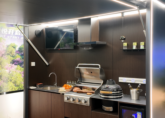 587c3da3-1b38-4485-b82f-873e3d0d480e